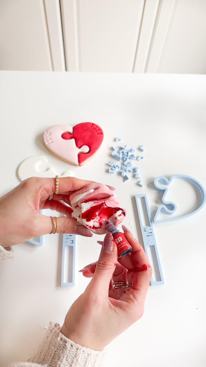 Valentine’s Heart Puzzle Biscuit Baking & Decorating Kit Additional 6