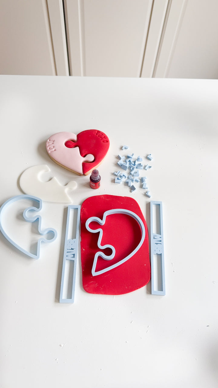 Valentine’s Heart Puzzle Biscuit Baking & Decorating Kit Additional 8