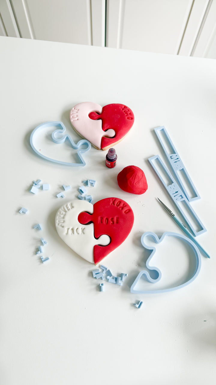 Valentine’s Heart Puzzle Biscuit Baking & Decorating Kit Additional 14