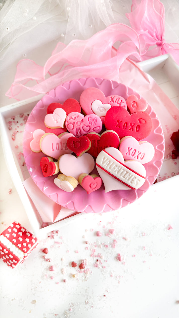 Valentine’s Lots of Love Biscuit Baking & Decorating Kit Additional 23