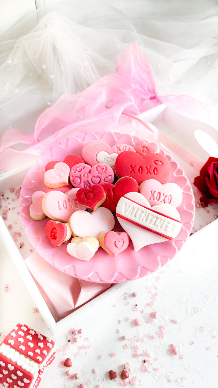 Valentine’s Lots of Love Biscuit Baking & Decorating Kit Additional 25