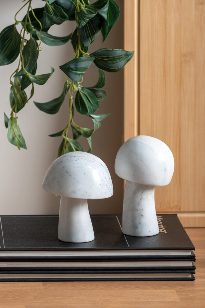 Statue Mushroom Small - White Additional 4